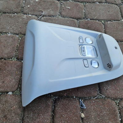 Lampka podsufitki kabiny PROACE CITY Berlingo Rifter Combo E 9817291177