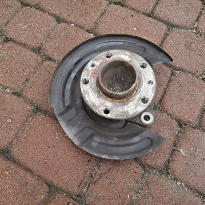 Piasta łożysko tył tylna prawy belki tył RENAULT MEGANE 4 IV