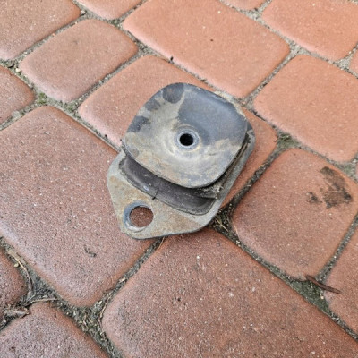 Poduszka łapa silnika skrzyni biegów mocowanie RENAULT MEGANE 4 IV