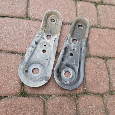 Uchwyt wspornik mocowanie sanek wózka RENAULT MEGANE 4 IV