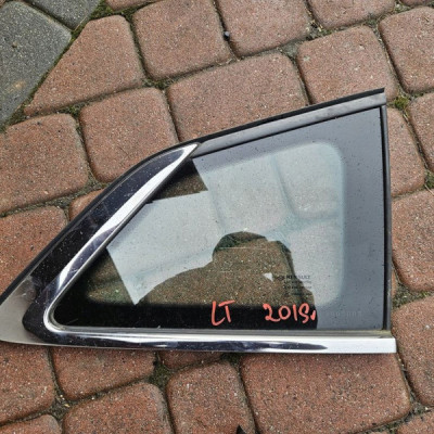 Szyba tył tylna karoseryjna kombi jasna RENAULT MEGANE 4 IV 2019R