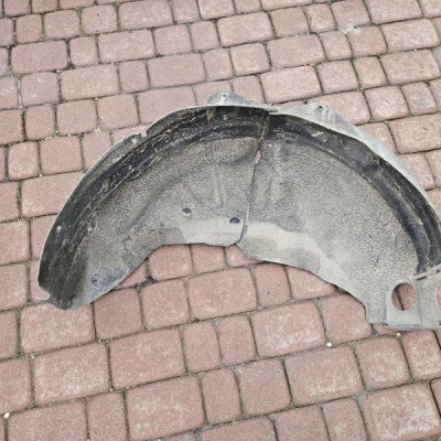 Nadkole tył tylna prawe kombi RENAULT MEGANE 4 IV