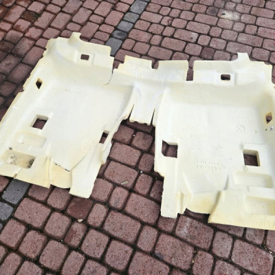 Gąbka dywan wyciszenie RENAULT MEGANE 4 IV kombi