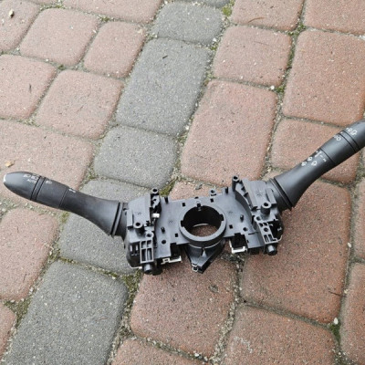 Przełącznik zespolony manetki rogi RENAULT MEGANE 4 IV 255678341R