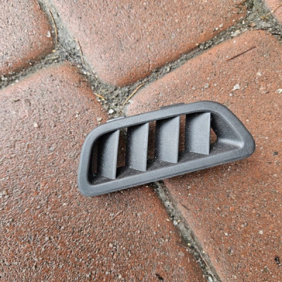 Kratka deski prawa osłona konsoli RENAULT MEGANE 4 IV 1566675X