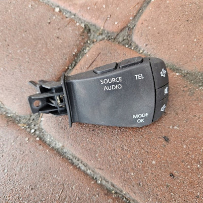 Manetka sterowanie radia moduł RENAULT MEGANE 4 IV 255520229R