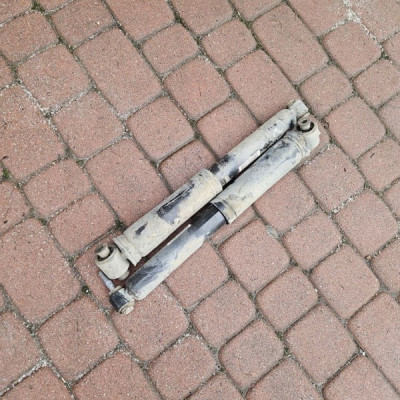 Amortyzator tył tylny komplet RENAULT MEGANE 4 IV 562103341R