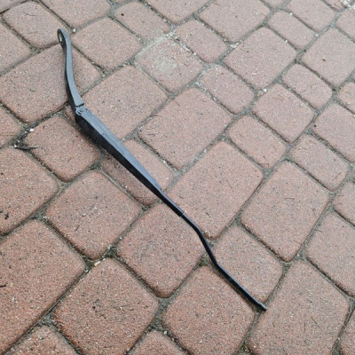 Ramie pióro wycieraczki LEWE Europa RENAULT MEGANE 4 IV 288819391R