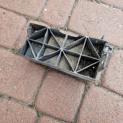 Strefa zgniotu prawa kieł odbojnik RENAULT MEGANE 4 IV 620921287R