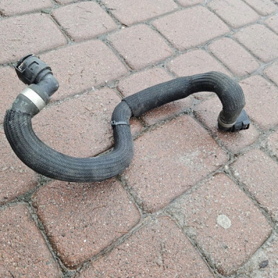 Przewód rura wąż wody 1.5DCI RENAULT MEGANE 4 IV 215012126R