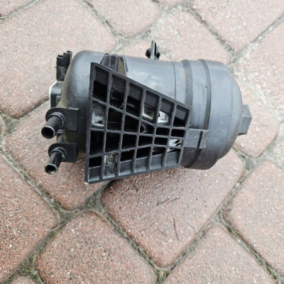 Obudowa filtra paliwa osłona czujnik RENAULT MEGANE 4 IV 164000637R