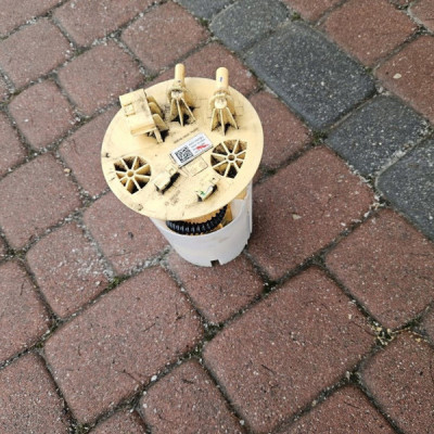 Pompa paliwa pompka 1.5 DCi RENAULT MEGANE 4 IV 172021869R