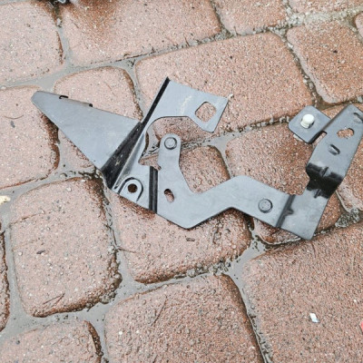 Wspornik uchwyt mocowanie RENAULT MEGANE 4 IV 227A88613R