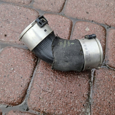 Rura intercoolera przewód 1.5 DCi RENAULT MEGANE 4 IV 144604914R