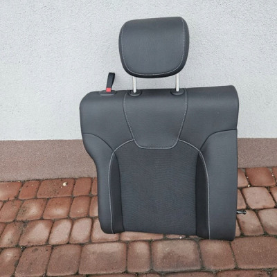 Kanapa tył tylna półskóra oparcie siedzisko Opel ADAM