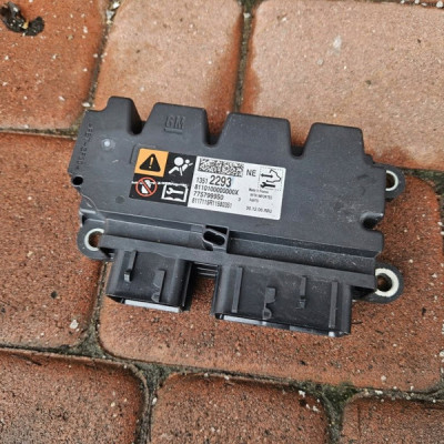 Sensor poduszek AIRBAG sterownik Opel ADAM 13512293