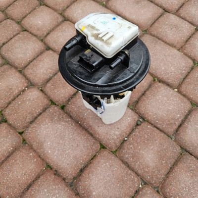 Pompka paliwa pompa 1.5HDI Opel Crossland X 98113366800