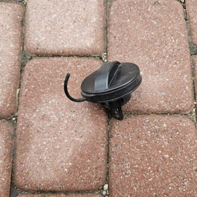 Korek wlewu zakrętka paliwa Opel Crossland X 9816741980