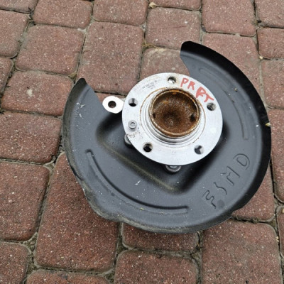 Piasta zwrotnica prawy tył PROACE CITY Berlingo Rifter Combo E 9813623380