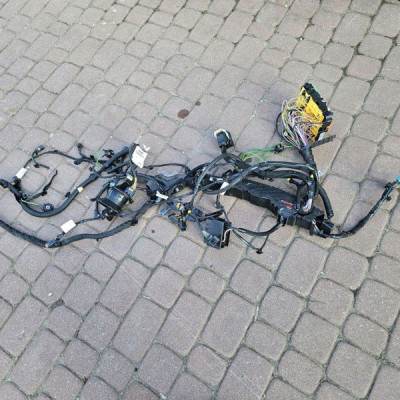 Instalacja komory wiązka bezpieczniki PROACE CITY Berlingo Combo E Rifter