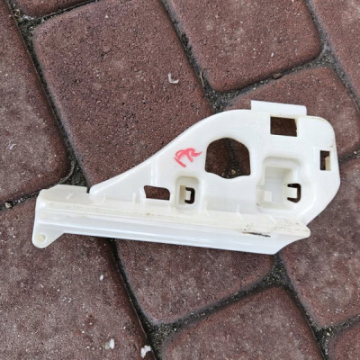 Uchwyt mocowanie kurtyny PROACE CITY Berlingo Rifter Combo E 9836546380