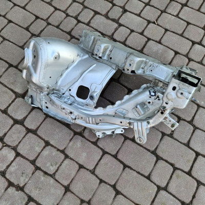 Ćwiartka przód przednia prawa fartuch wzmocnienie podłożnic Opel Insignia B