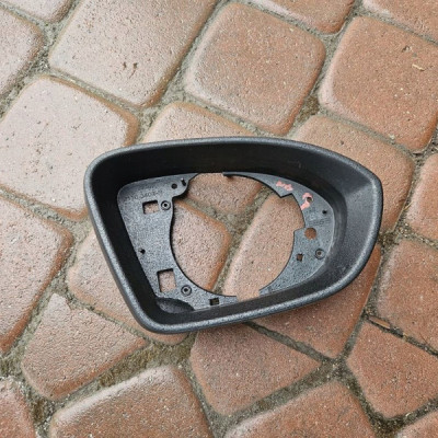 Obudowa osłona lusterka prawe Opel Insignia B Astra K 21163402