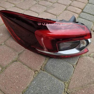 Lampa tył tylna kombi uszkodzona lewa FL Opel Insignia B YR00147980