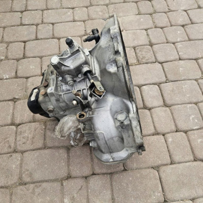 Skrzynia biegów manualna 1.2 Opel Corsa E Adam Astra J HP0732C