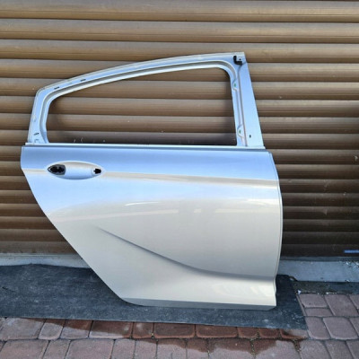 Drzwi tył tylne hb hatchback prawe srebrne IGŁA z176 Opel Insignia B