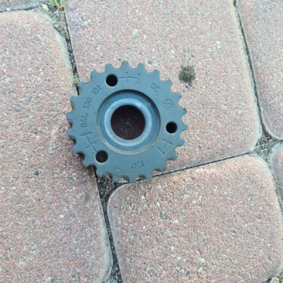 Koło pompy wtryskowej pasowe Volkswagen Golf VII 04L130101