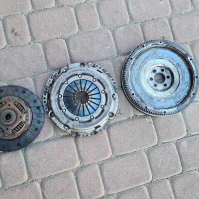 Sprzęgło dwumas docisk Volkswagen Golf VII 04L141031 04L1260313