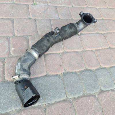 Przewody przewód intercoolera 1.6D Volkswagen Golf VII 04L145828D