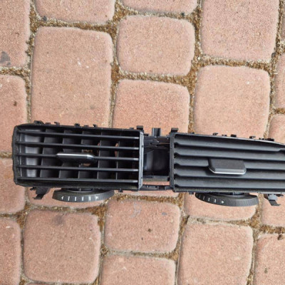 Kratki nawiewu deski nadmuch nawiew Volkswagen Golf VII 5G1815736C