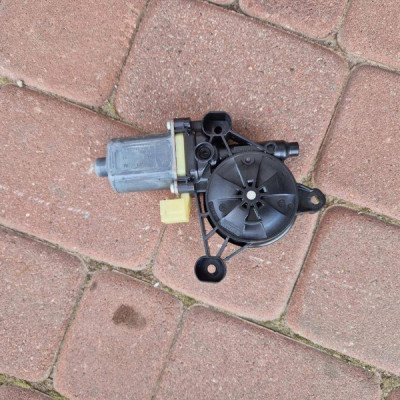 Silniczek lewy przód EUROPA Volkswagen Golf VII 5Q0959801B