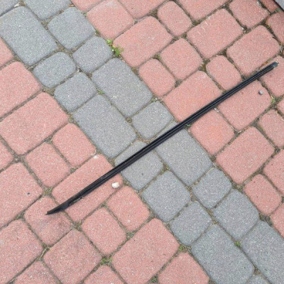 Listwa szyby prawa czołowej Volkswagen Golf VII 5G0854328A