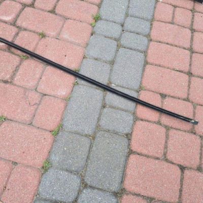 Listwa szyby lewa czołowej Volkswagen Golf VII 5G0854327A