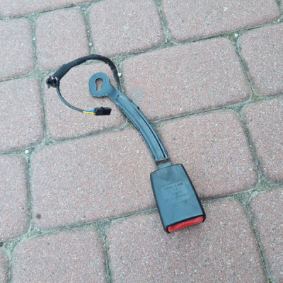 Zapinka zapięcie pasów bezpieczeństwa lewy Golf VII 5G4857755B