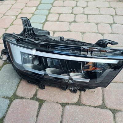 Lampa przód przednia prawa FULL LED Opel Astra L 9858777180