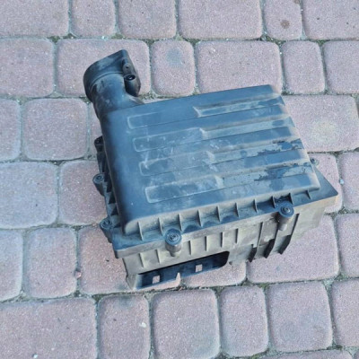 Obudowa filtra powietrza 1.6 2.0 Volkswagen Golf VII 5Q0129601AA