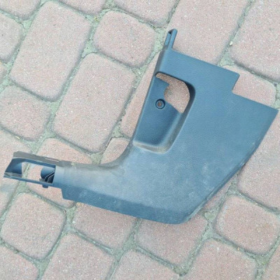 Obudowa progu lewa wewnętrza Volkswagen Golf VII 5G1863483A