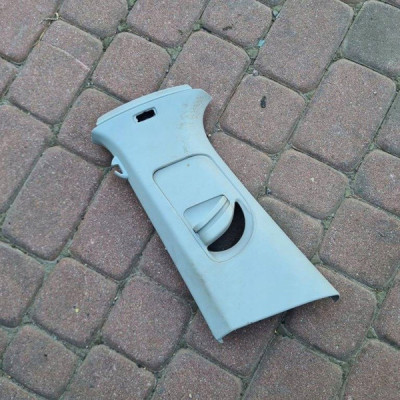 Obudowa osłona słupka lewa Volkswagen Golf VII 5G4868311