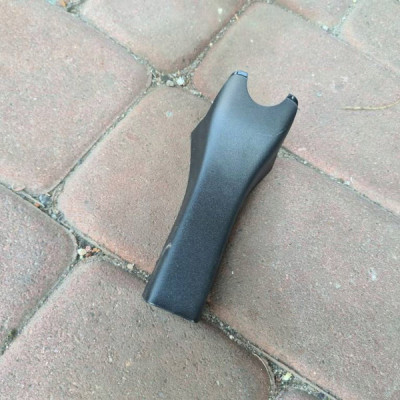 Obudowa osłona lusterka wstecznego Volkswagen Golf VII 5G0857593A