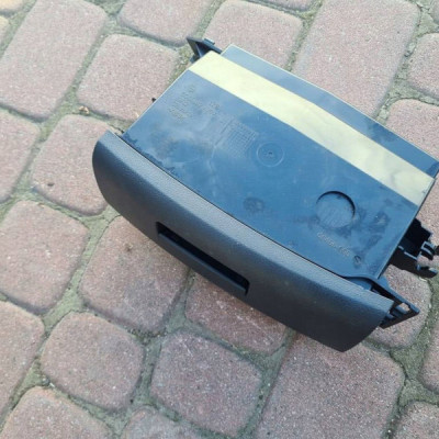 Schowek pasażera fotela dolny Volkswagen Golf VII 5G0882600A