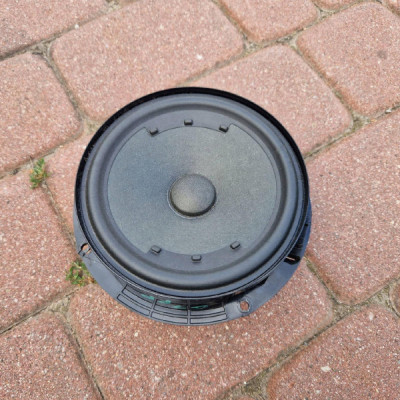 Głośnik drzwi przednich prawych Volkswagen Golf VII 5G0035453