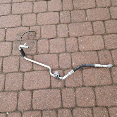 Przewód klimatyzacji rura wąż Renault Zoe 924402730R