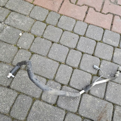 Przewód klimatyzacji rura wąż Renault ZOE 924477415R