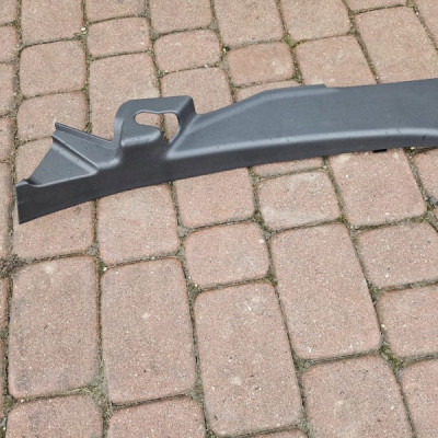 Obudowa osłona progu kanapy lewa tył próg Renault ZOE 849514454R