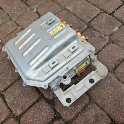 Ładowarka falownik konwerter baterii Renault ZOE 293A07017R