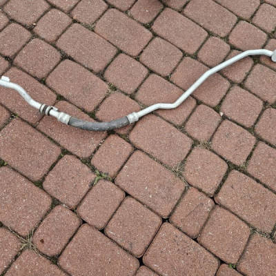 Przewód klimatyzacji rura wąż Renault ZOE 295X58376R